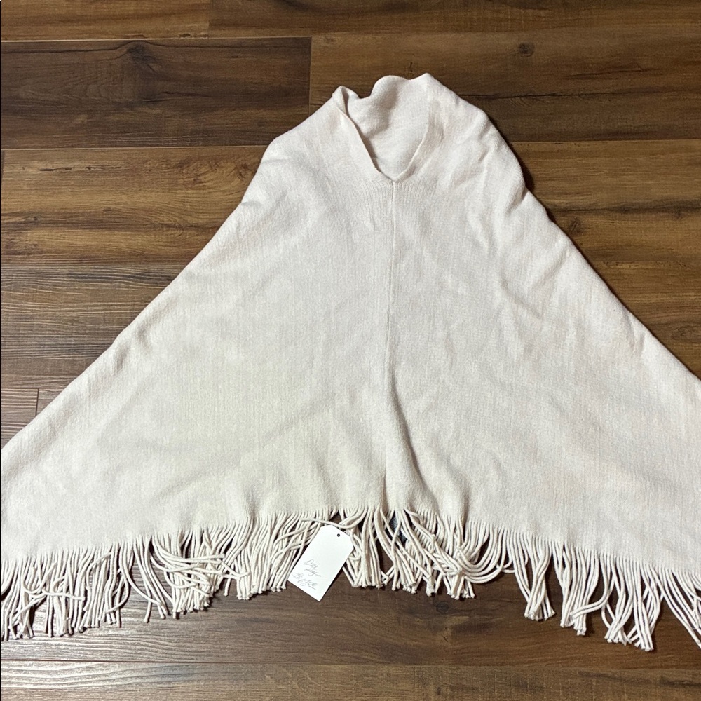 NIC+ZOE Ivory Fringe Poncho